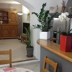  Hébergement de vacances Maison De Village
